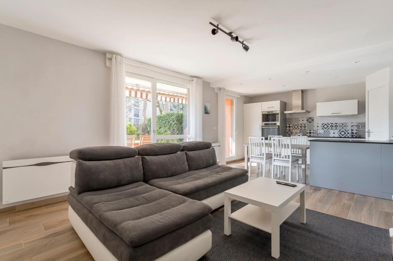ליון Suite Granges En Rez-De-Jardin Pour 4 Voyageurs מראה חיצוני תמונה